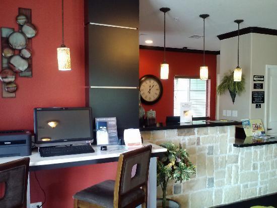 Super 8 By Wyndham Mansfield La Hotel Bagian luar foto